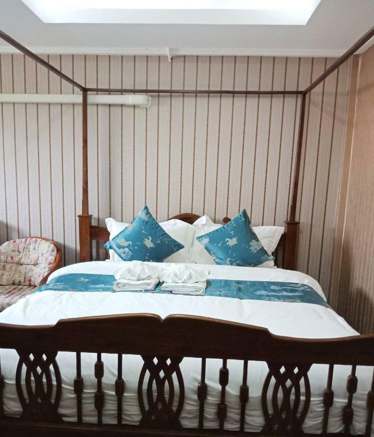 A Lanna Boutique House Hotell Chiang Mai Eksteriør bilde